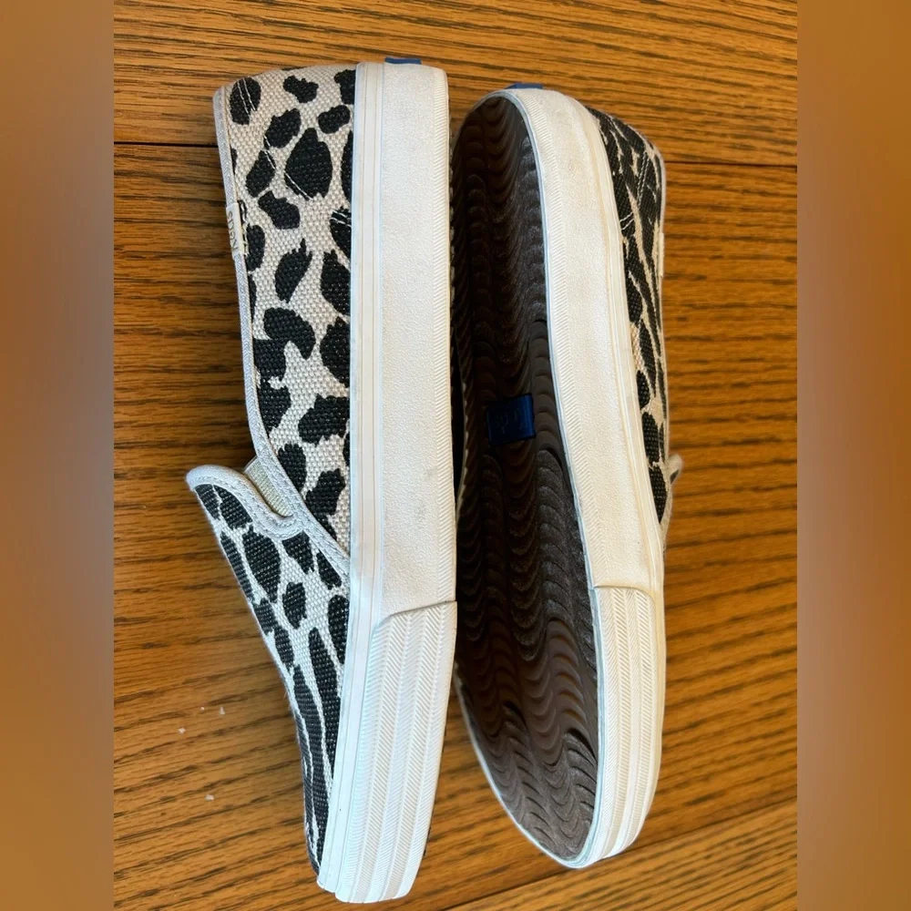 Keds Brown and Cream Animal Print Canvas Slip-On Sneakers Size 8 - Picture 5 of 11